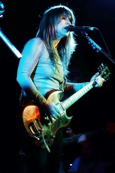 Louise Post Veruca Salt, Female Guitarist, Guitar Players, Dave Grohl ...