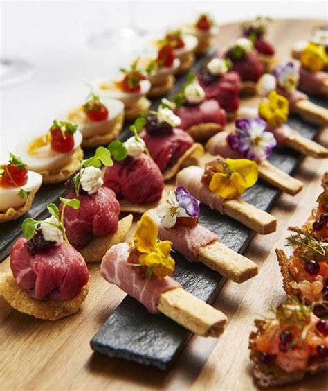 canapés para festas - Pesquisa Google | Canapes recipes, Food ...