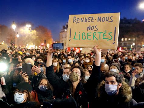 MARCHE pour les LIBERTES, Paris 28 nov 2020 – La Vie Ouvrière