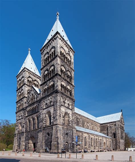 Lund Cathedral, Lund holiday accommodation: short-term house rentals ...