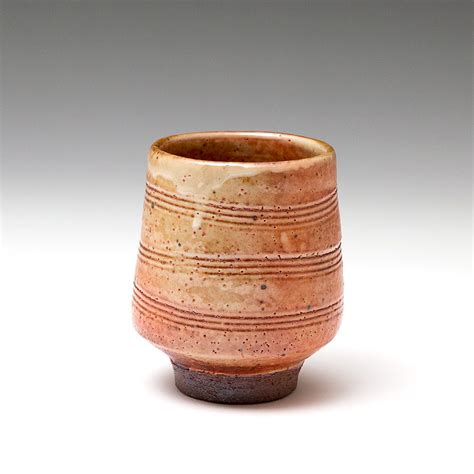 Phil Rogers Combed Yunomi | Ceramic decor, Types of ceramics, Ceramics