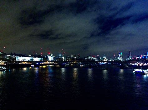 London Skyline by NuclearIncandesence on DeviantArt