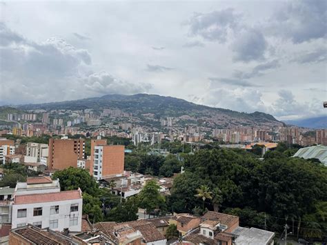 Planning a Trip to Medellin? 6 Things to Know Before Arriving - Casacol