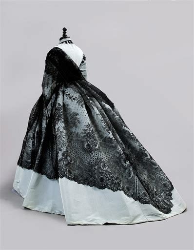 Ephemeral Elegance — Chantilly Lace Shawl, ca. 1860s via Christies