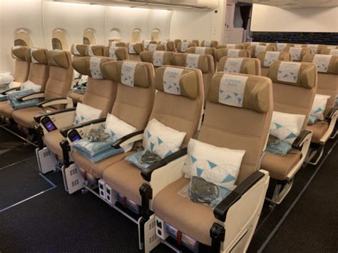 Review: Etihad A380 Economy Space Incheon Abu Dhabi - SamChui.com