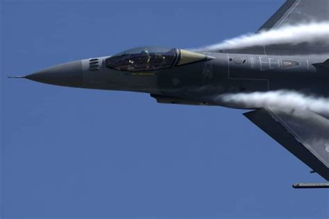 F-16 Viper Demonstration Team during an aerial demonstration at the SUN ‘n FUN International Fly ...