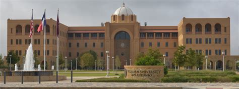 Texas A&M University-San Antonio dedicates central academic center - San Antonio Express-News