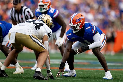 Florida Football: Gators miss AP Poll, two opponents sit in top 5