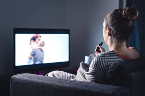 How Binge Watching Can Affect Sleep - Sleep Doctor