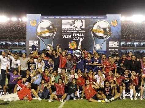 FÚTBOL AL ROJO VIVO: ¡¡Independiente Campeón de la Copa Sudamericana 2010!!