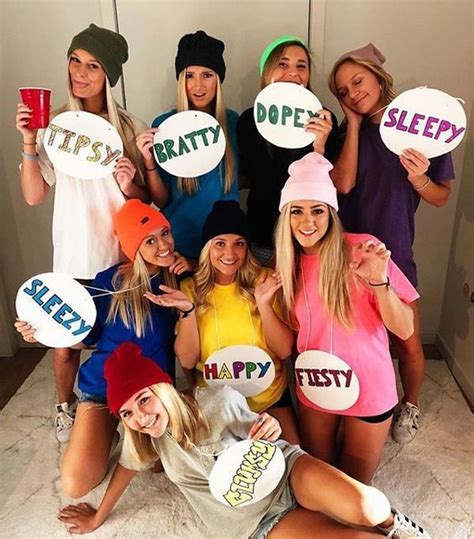 35 Popular College Halloween Costumes For Your Girl Squad | Fashionlookstyl… | Cool halloween ...
