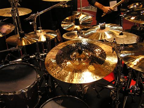 What are Cymbals? Cymbal Types Explained - Drum That