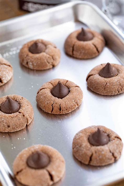 Hershey's Kiss Cookies Recipe [VIDEO] - Dinner, then Dessert