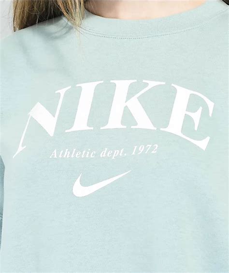 Nike Sportswear Essential Light Blue Crewneck Sweatshirt