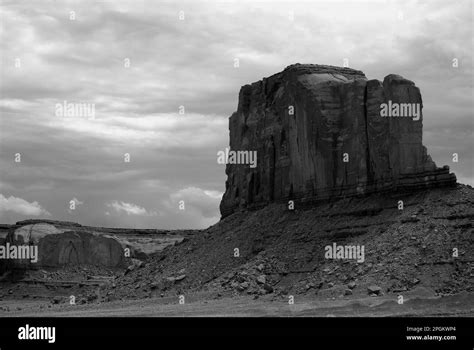 Monument valley navajo nation Black and White Stock Photos & Images - Alamy