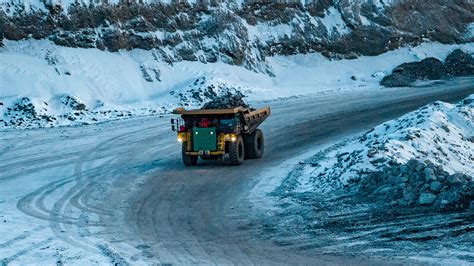 How the Arctic coal open pit mine operates in Vorkuta (PHOTOS) - Russia Beyond