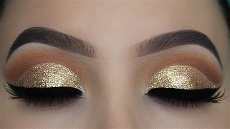 Crystal Gold Glitter Eye Makeup Tutorial | Glitter eye makeup, Silver ...