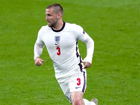 Luke Shaw backs ‘best striker in the world’ Harry Kane to come good for England | Express & Star