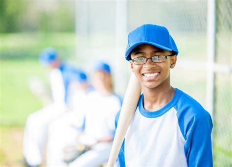 The Ultimate Guide to Buying a Youth Baseball Bat - Phoenix Bats