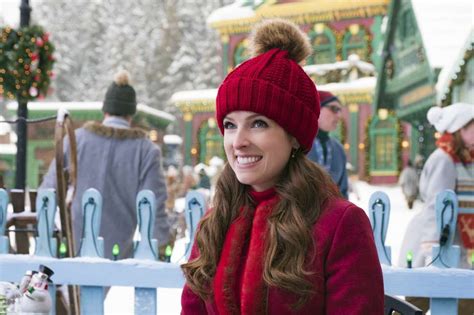 'Noelle' Movie Review: New Disney+ Christmas Comedy Comes Up Short - Thrillist