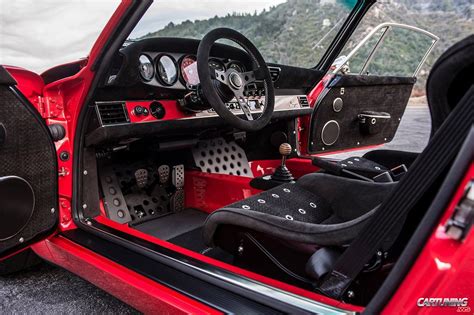 Restomod Porsche 911, interior