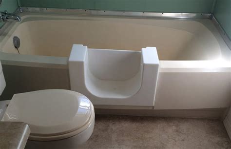 Walk-in-tubs installed in Calgary by Blackstone Refinishing.