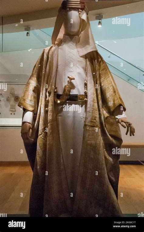 Arab costume worn by T.E. Lawrence (Lawrence of Arabia), Ashmolean Museum, Oxford University ...