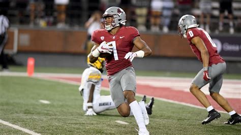 Cameron Ward throws for 3 touchdowns as Washington State holds off ...