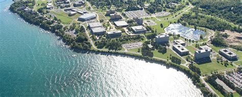 Suny Oswego Syracuse Campus : SUNY Oswego earns high rankings, 'Best Value' nod from U.S. News ...