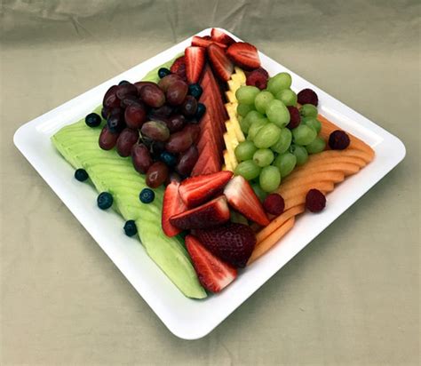 Chef Mark Assorted Fresh Fruit Platter | ice and fruits