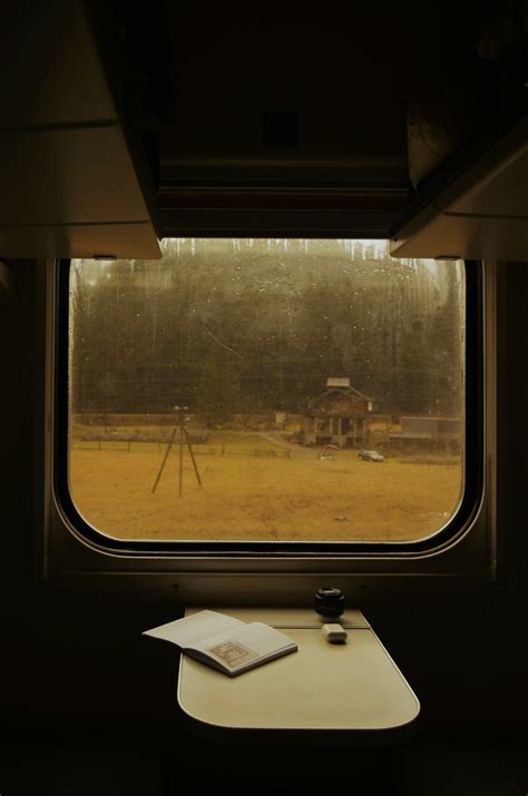 Train Window Pictures | Download Free Images on Unsplash