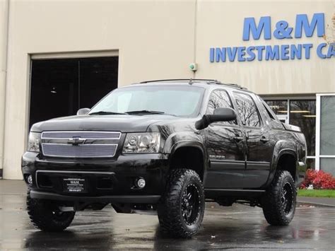 2013 Chevrolet Avalanche LT Black Diamond / 4WD / Leather / LIFTED LIFTED | Chevy avalanche ...