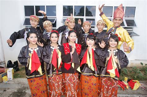 Awek Lun Bawang | Melanau Costume | Lan Rasso | Flickr