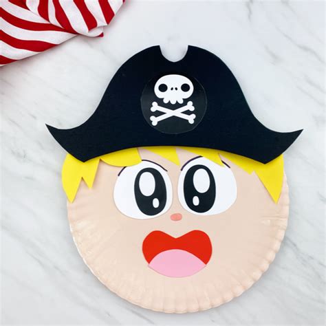 Paper Plate Pirate Craft For Kids [Free Template]