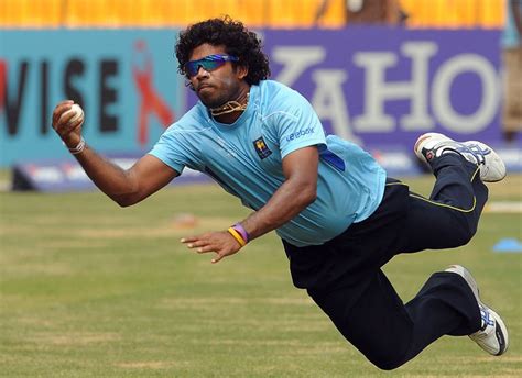 Goalpostlk.: Lasith Malinga