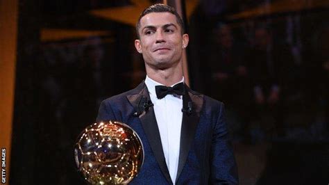 Ballon d'Or 2017: Cristiano Ronaldo beats Lionel Messi to win fifth award - BBC Sport