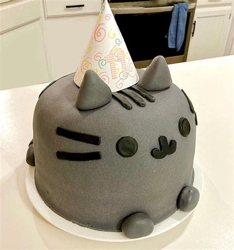 My daughter is a big fan of Pusheen. So I surprised her with this cute Pusheen cake for her 11th ...