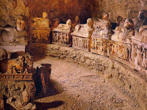 #Firenze Museo Archeologico #Italy Tomba di Inghirami di #Volterra | История искусства ...