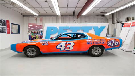 Slideshow: Richard Petty's Daytona 500 Winner Sold at Auction | Dodgeforum