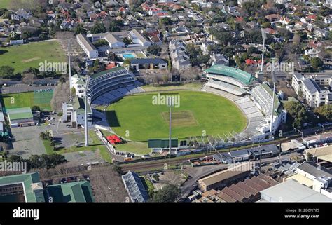 Cricket stadium grass hi-res stock photography and images - Alamy