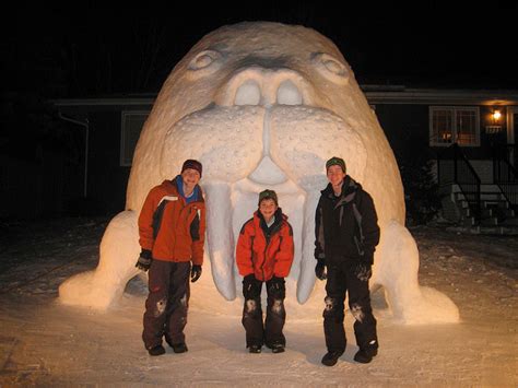 Every Winter, These 3 Brothers Create Stunning Snow Sculptures In Their ...