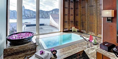 Splish Splash, Taking a Bath in 10 Luxury Hotel Bathtubs in Asia - Travelogues from Remote Lands