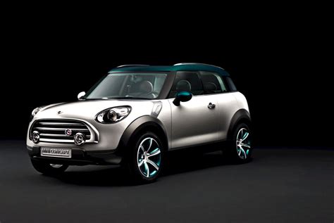 Report: MINI Traveller Crossover to Slot Under Countryman - MotoringFile