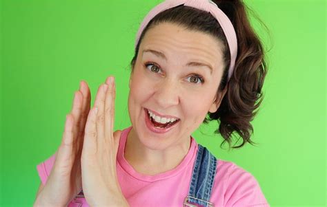 Ms. Rachel: The Wholesome Teacher Turned Youtube Sensation With A Significant Net Worth ...