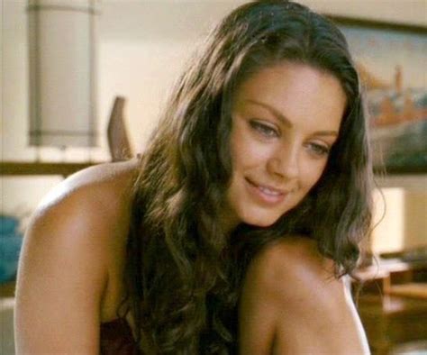 Mila Kunis in character Rachel Jansen / Forgetting Sarah Marshall ( 2008 ) shared to groups 1/9 ...