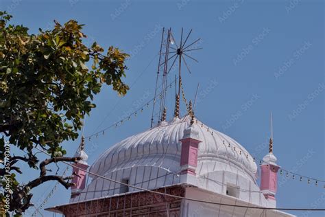 Jhanda sahib gurudwara dehradun sikh pilgrim site Stock Photo | Adobe Stock