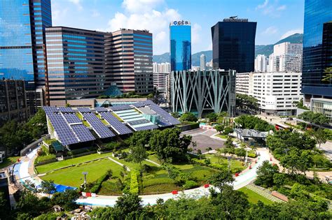 5 Keunggulan Energi Solar Sebagai Solusi Energi Masa Depan | BLOG MANAJEMEN + BISNIS