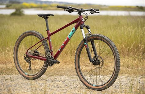 Marin Bobcat Trail 5 Charcoal - HARDTAIL // Marin Bikes - Nondraft Sport