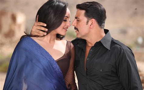 Sonakshi Sinha With Akshay Kumar, HD Indian Celebrities, 4k Wallpapers ...