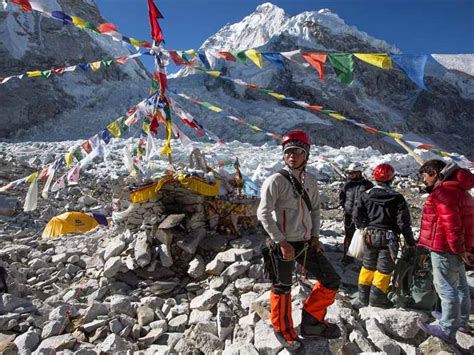 Sherpa People, Professional Everest Guide at Nepal Tibet Border